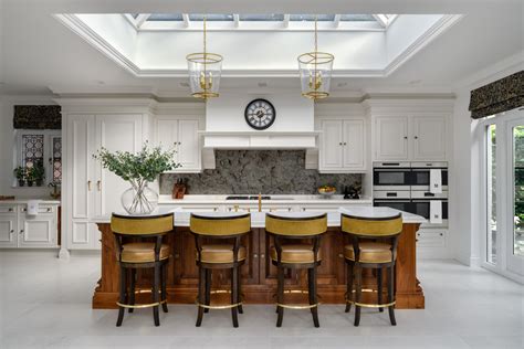 clive christian furniture quality